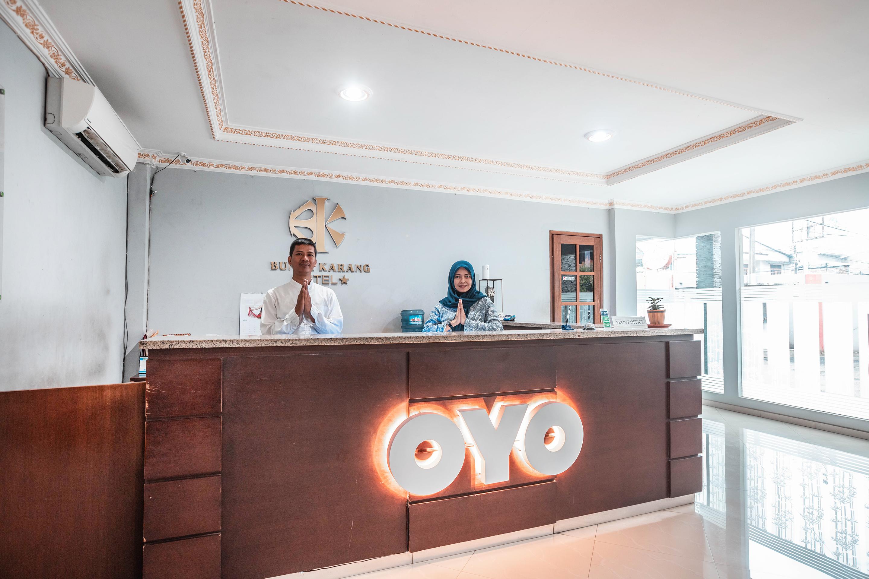 Super Oyo 686 Bunga Karang Hotel Bekasi Buitenkant foto
