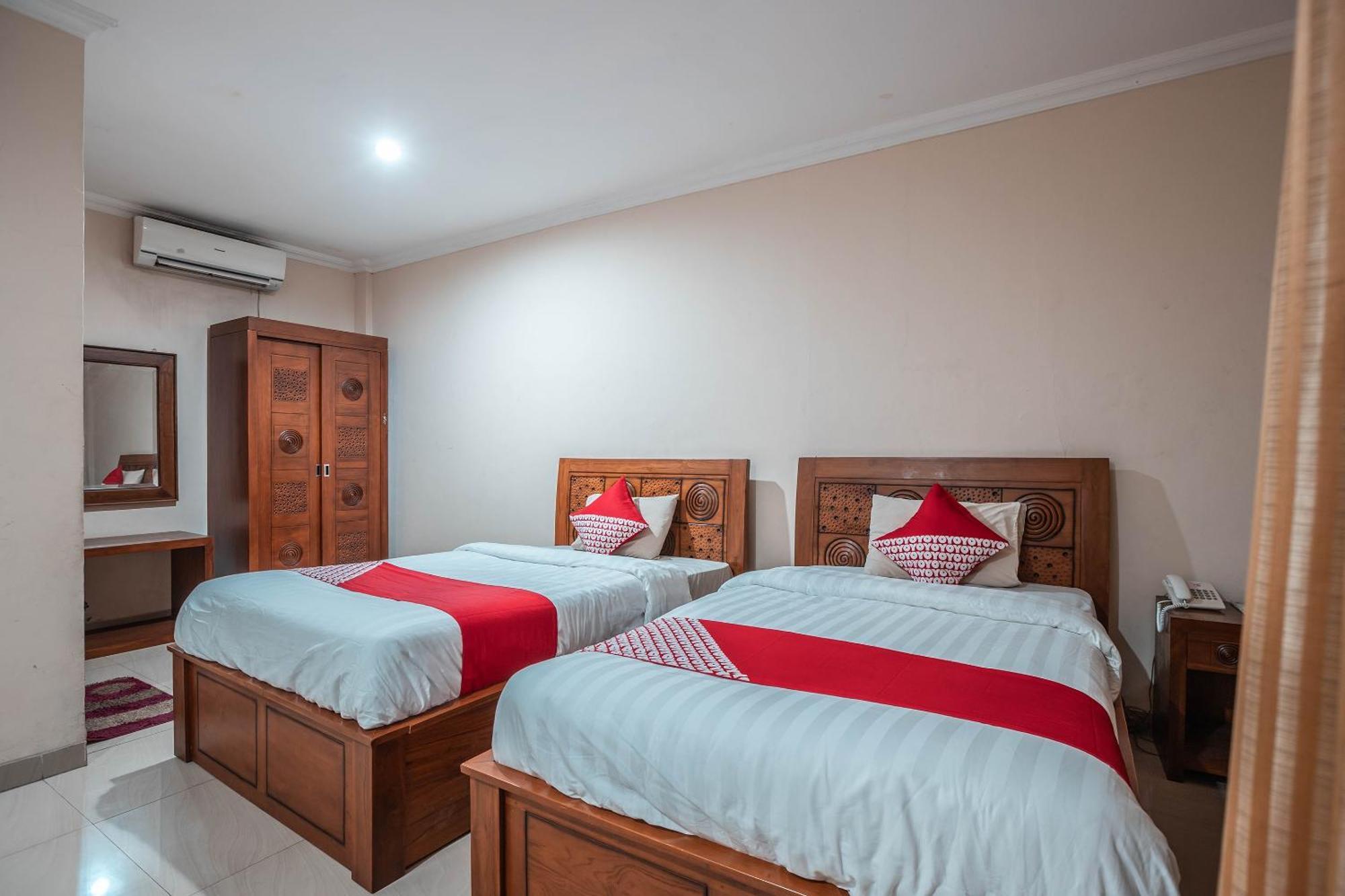 Super Oyo 686 Bunga Karang Hotel Bekasi Buitenkant foto